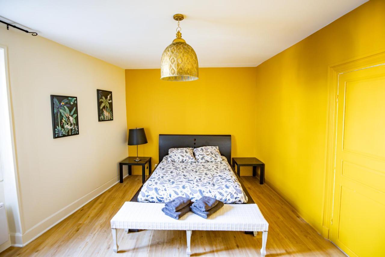 Chambres D'Hote Le Cedre Lezoux Exteriér fotografie