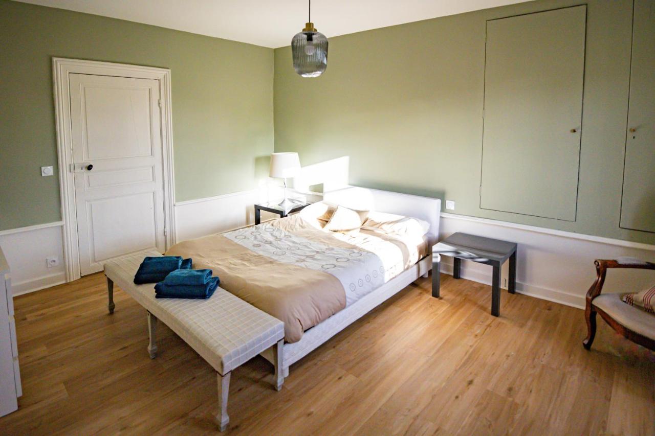 Chambres D'Hote Le Cedre Lezoux Exteriér fotografie